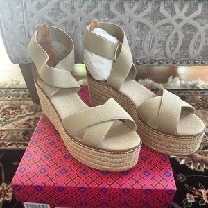 NIB TORY BURCH NATURAL TAN FREIDA ESPADRILLE WEDGE SANDALS SZ 10 50mm